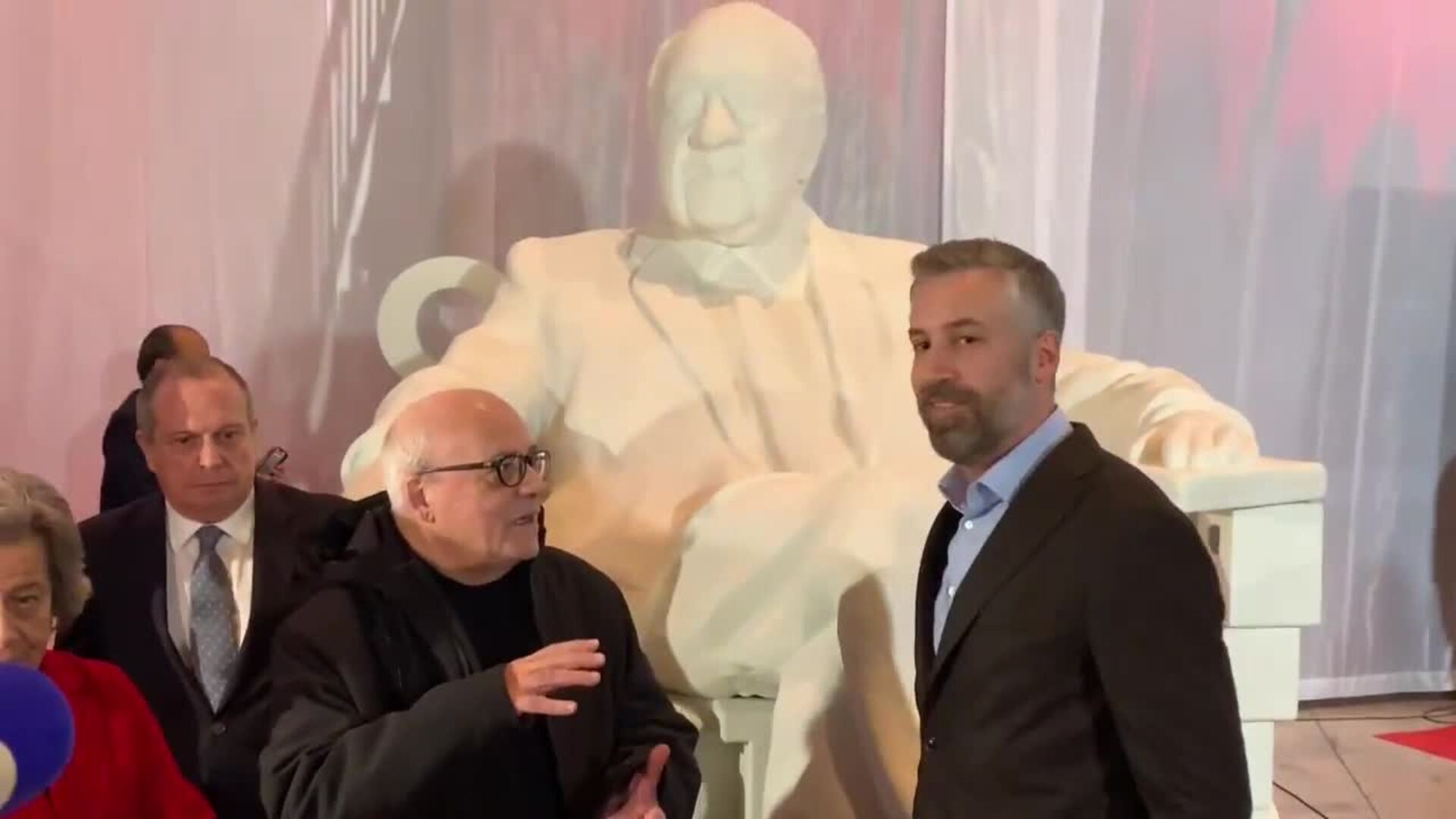 El nuevo líder socialista luso lanza su propuesta electoral con más salarios y vivienda