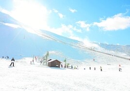 La nieve caída alienta a las estaciones de esquí de Castilla y León tras otra Navidad en 'blanco'