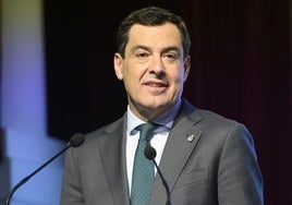 Juanma Moreno acusa a Pedro Sánchez de «mercadear  competencias» con sus acuerdos con Junts