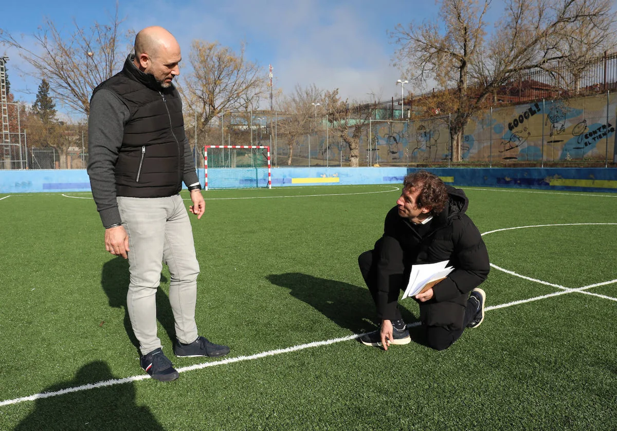 Rubén Lozano, en el campo de fútbol