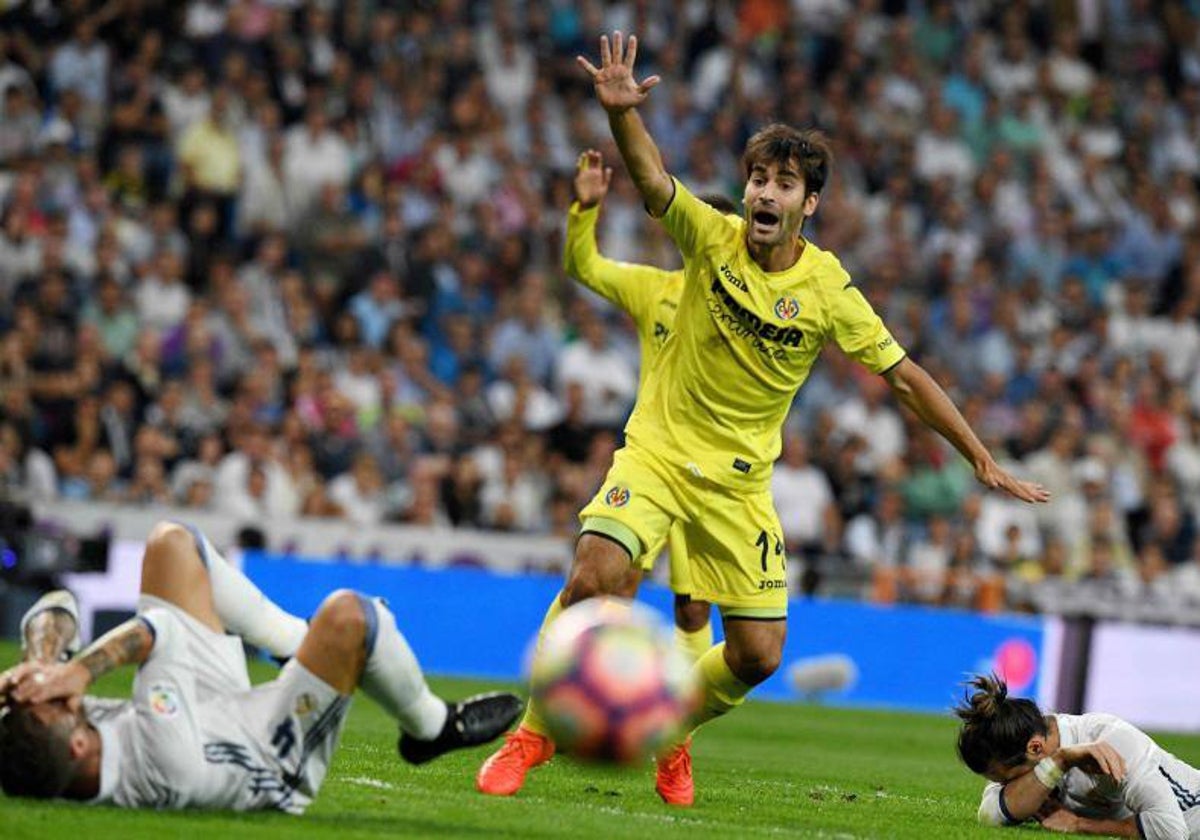 Manu Trigueros, en un partido en el 'Bernabéu' contra el Real Madrid en 2016