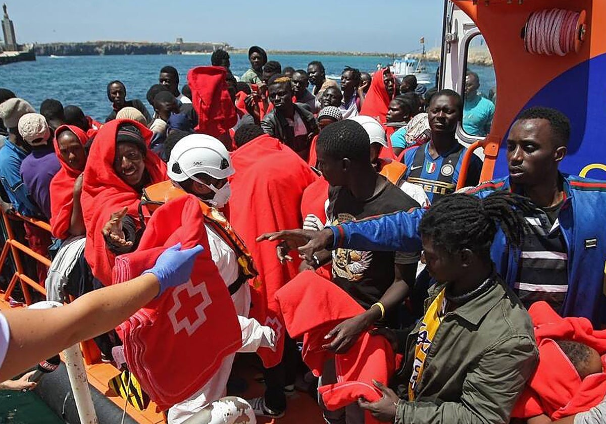 Imagen de archivo de inmigrantes rescatados en Andalucía