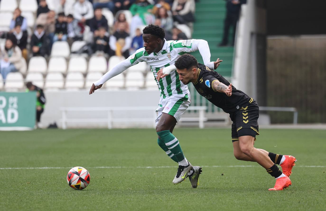 Fotos: El emocionante triunfo del Córdoba ante el Intercity