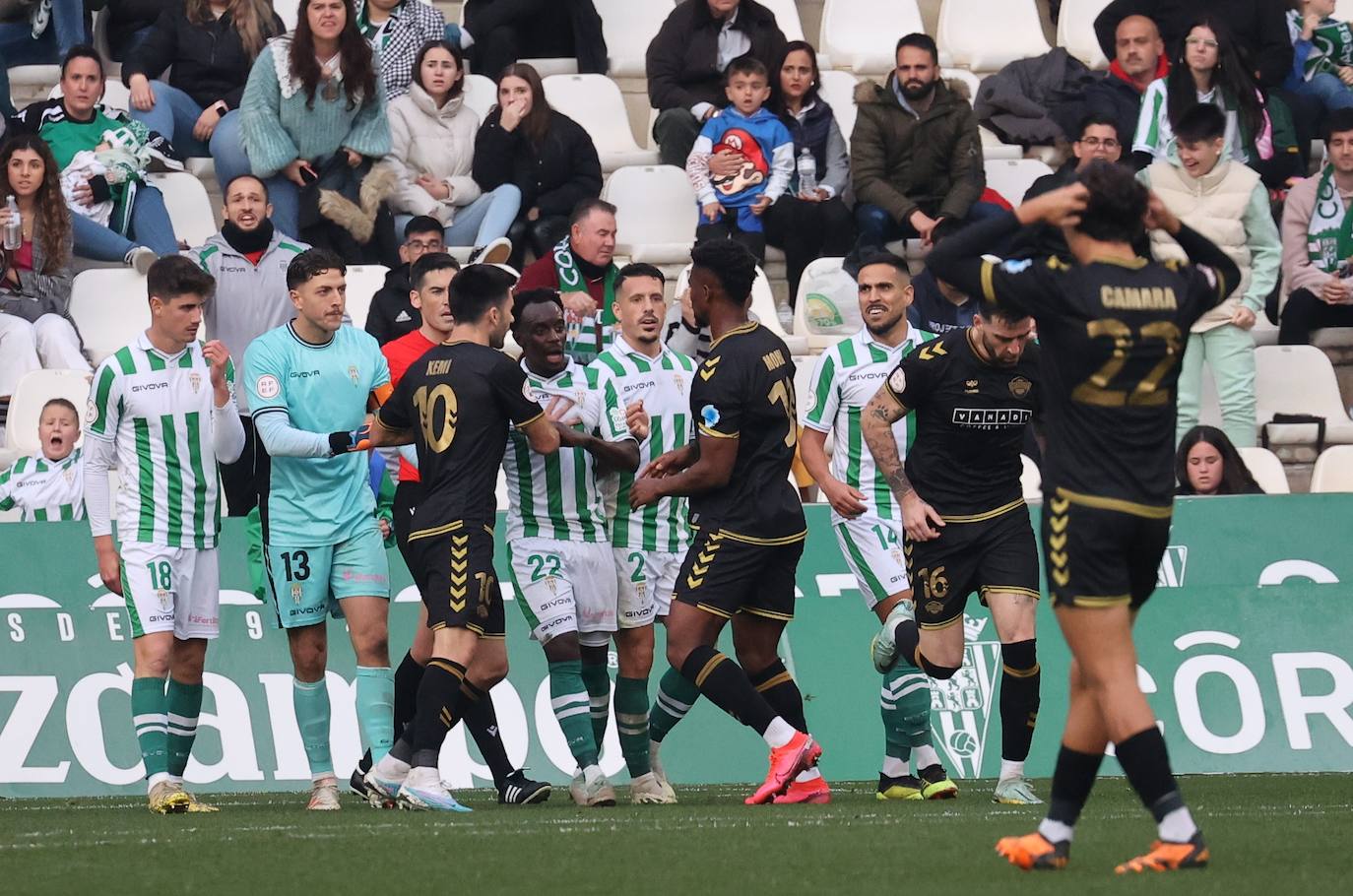 Fotos: El emocionante triunfo del Córdoba ante el Intercity
