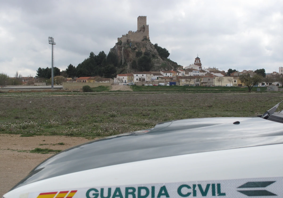 Un guardia civil fuera de servicio detiene a un hombre en Almansa por realizar dos hurtos en un supermercado