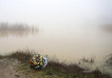 Muerte de dos militares en Córdoba: el soldado ahogado cruzó el lago con 3 kilos más de peso como castigo