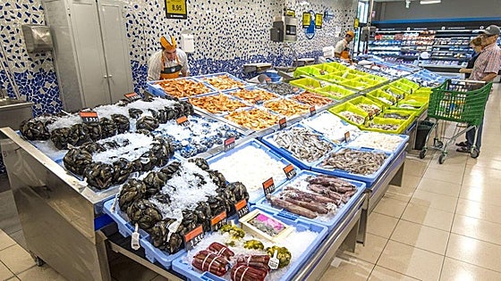 Mercadona baraja implantar un nuevo sistema en su sección de pescadería