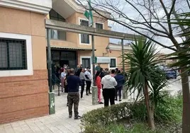 Mata a un hombre de un disparo en un pueblo cerca de Granada y se entrega a la Guardia Civil