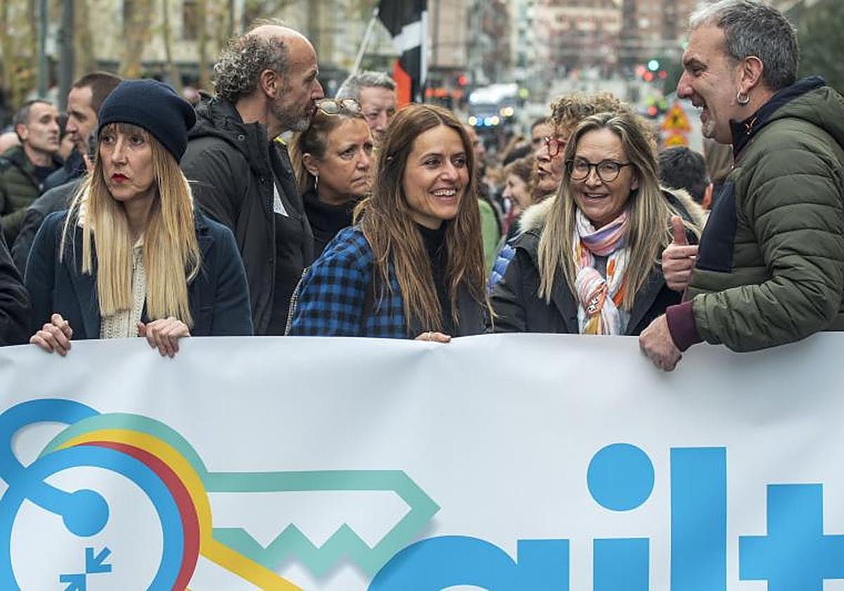 La actriz Itziar Ituño participó el sábado en una manifestación convocada por una organización de apoyo a los presos de ETA en Bilbao