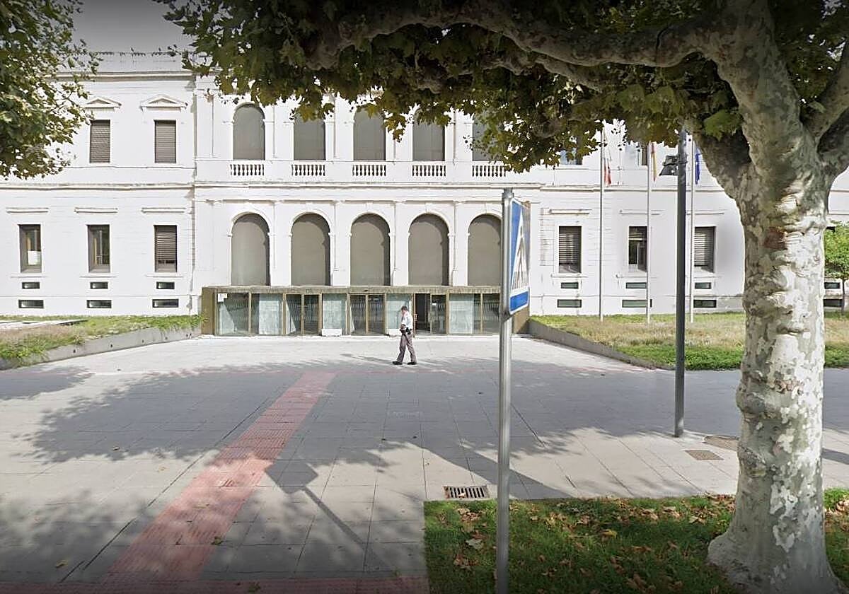 Exterior de la Audiencia Provincial de Burgos
