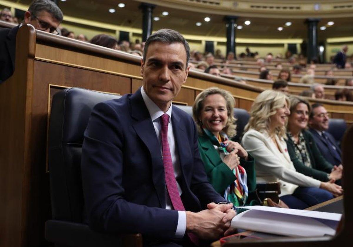 El presidente del Gobierno, Pedro Sánchez, durante la sesión de investidura del pasado mes de noviembre