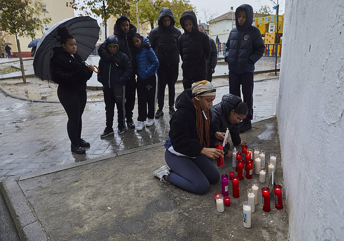 Altar por William, un menor víctima de los DDP, en diciembre de 2022