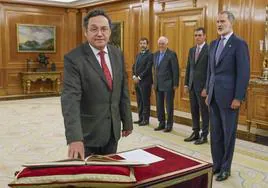 García Ortiz recupera el cargo de fiscal general tras prometer ante el Rey