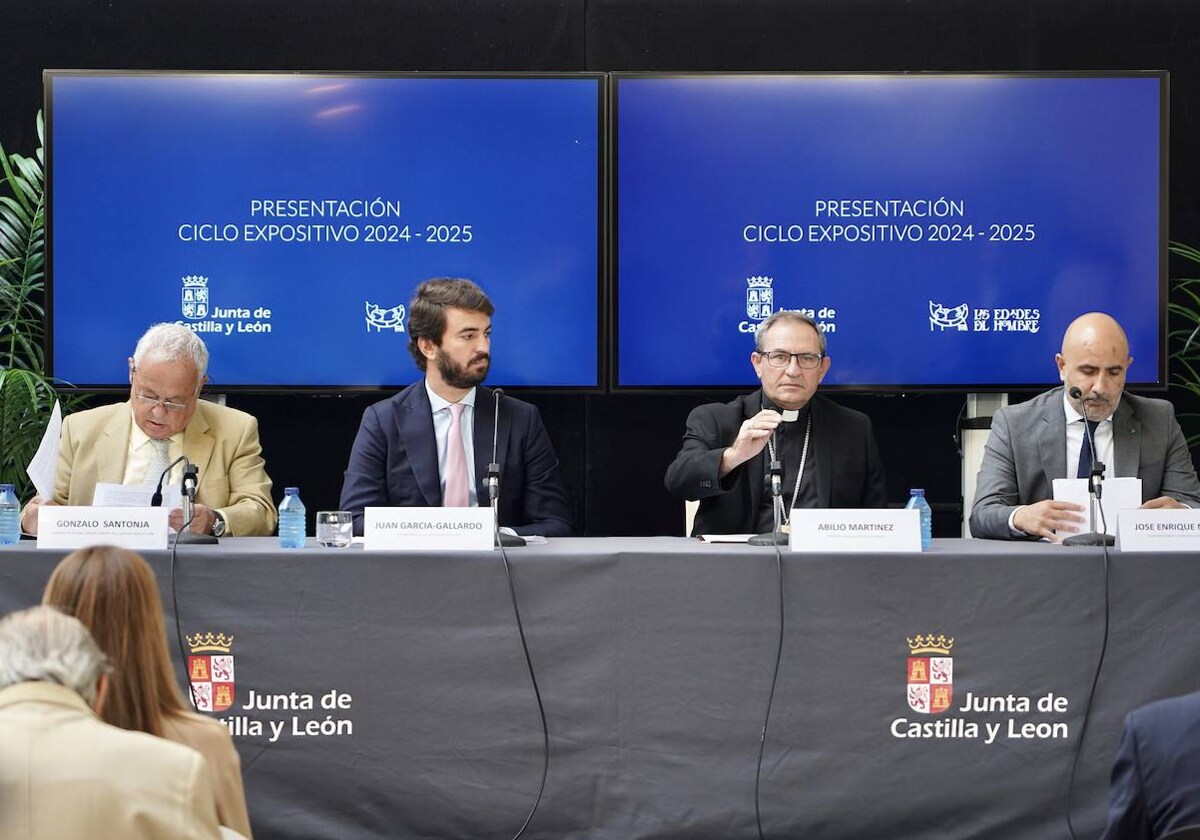 Juan García-Gallardo y el consejero Gonzalo Santonja, durante la presentación del programa expositivo de Las Edades del Hombre 2024-2025, en una imagen de archivo