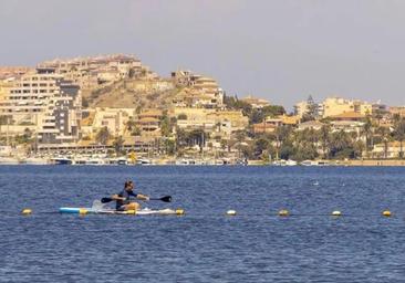 Vuelven a buscar este domingo al joven desaparecido en el Mar Menor en Murcia