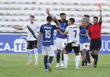 Los árbitros lastran al Córdoba CF: siete puntos menos con los que podría luchar por el ascenso directo