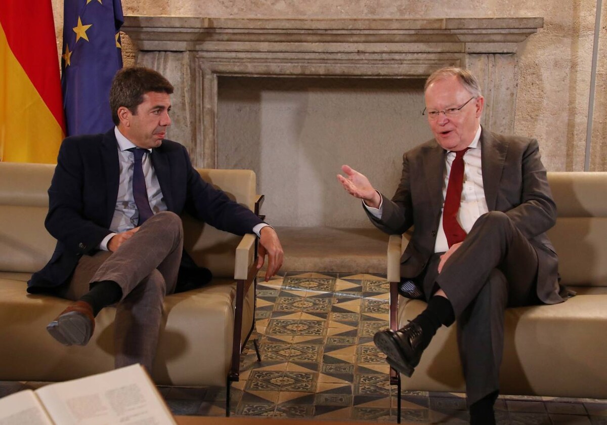 El presidente de la Generalitat Valenciana, Carlos Mazón, y el presidente del Estado federal alemán de Baja Sajonia, Stephan Weil.