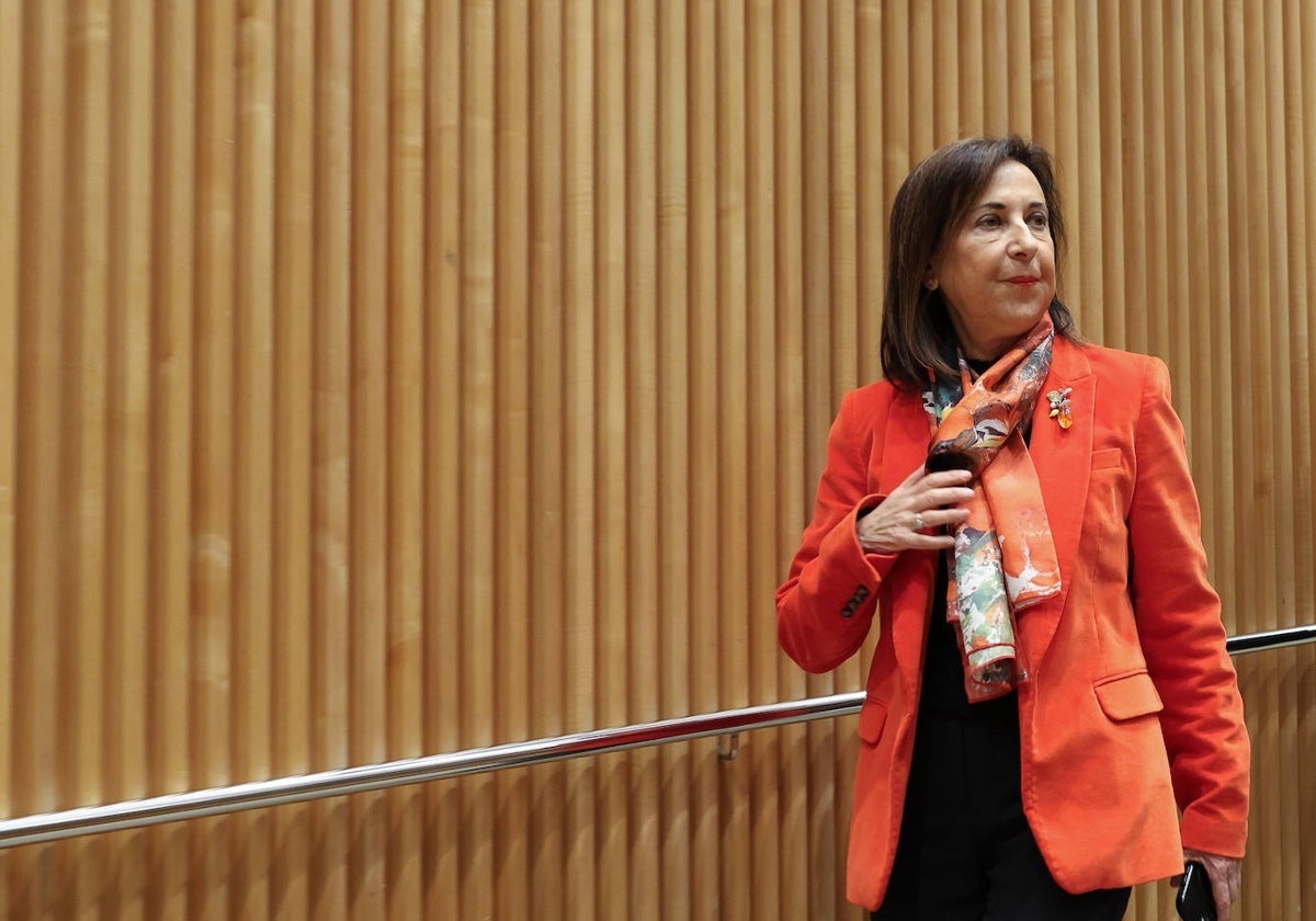 La ministra de Defensa, Margarita Robles, a su llegada al Congreso