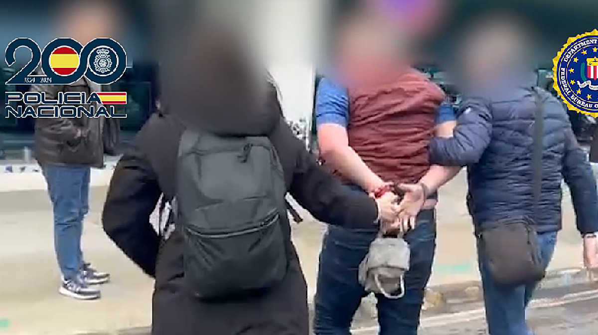 Imagen del fugitivo arrestado por el FBI y la Policía Nacional en el aeropuerto de Manises (Valencia)