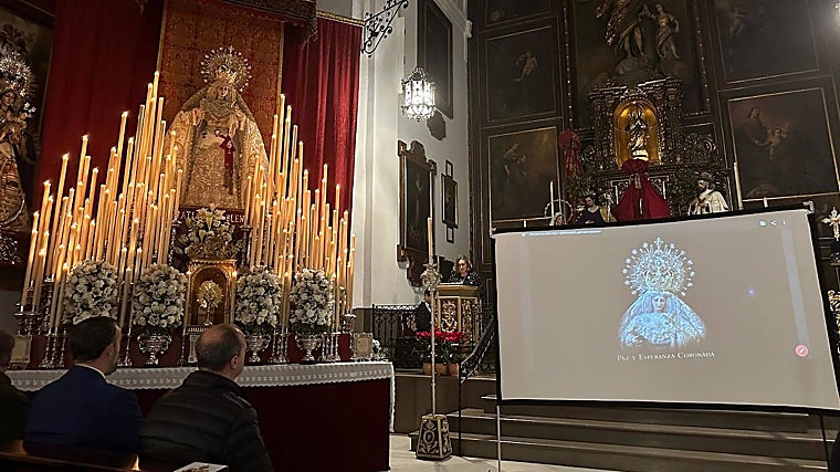 Un instante de la presentación del libro