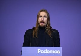 La espantada en Podemos obliga a sus cargos al pluriempleo en el partido