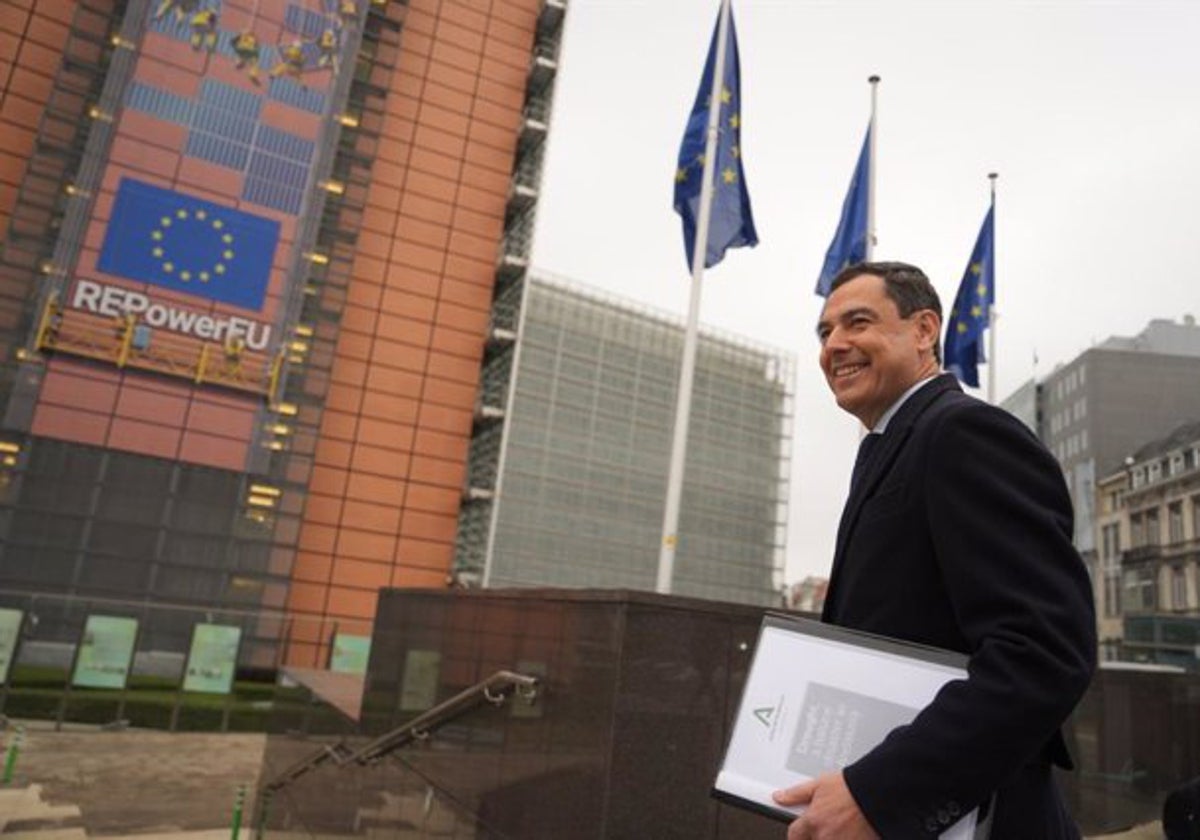 El presidente andaluz, Juanma Moreno, en Bruselas