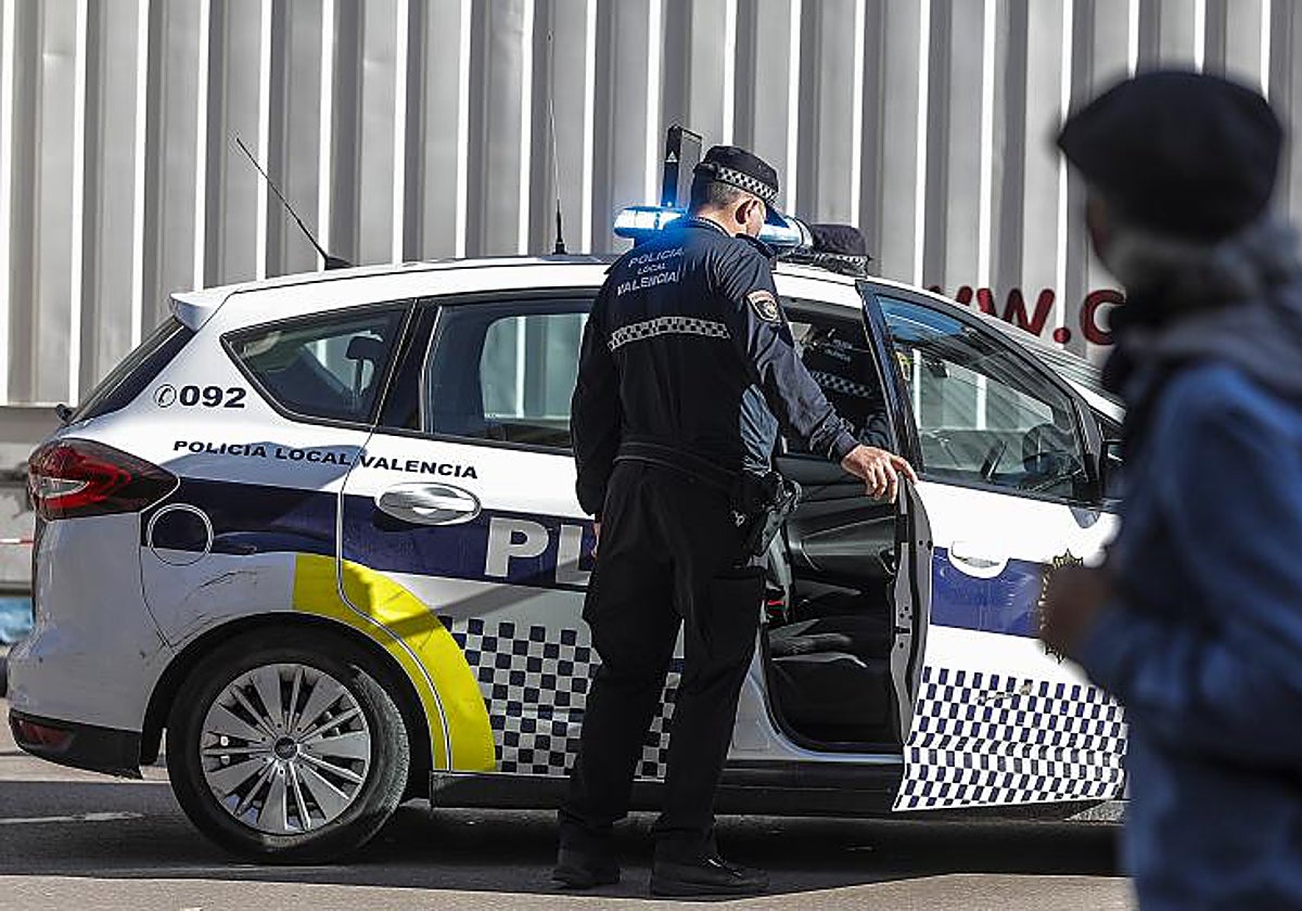 Imagen de archivo de agentes de la Policía Local de Valencia