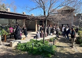 Vuelve el Mercado de las Flores al jardín de San Lucas, en imágenes