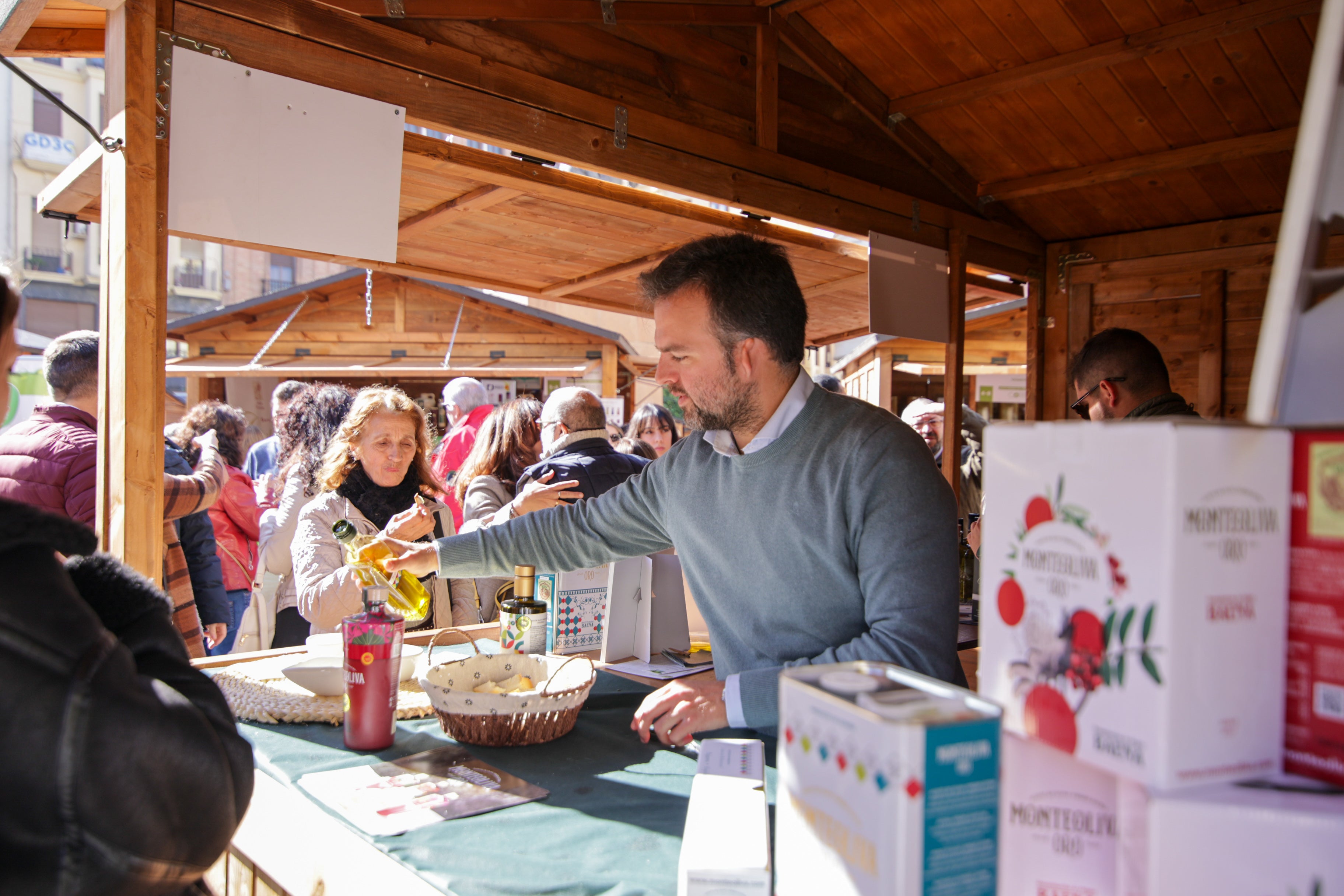 Fotos: El animado ambiente de sábado en el Festival del Aceite Córdoba Virgen Extra