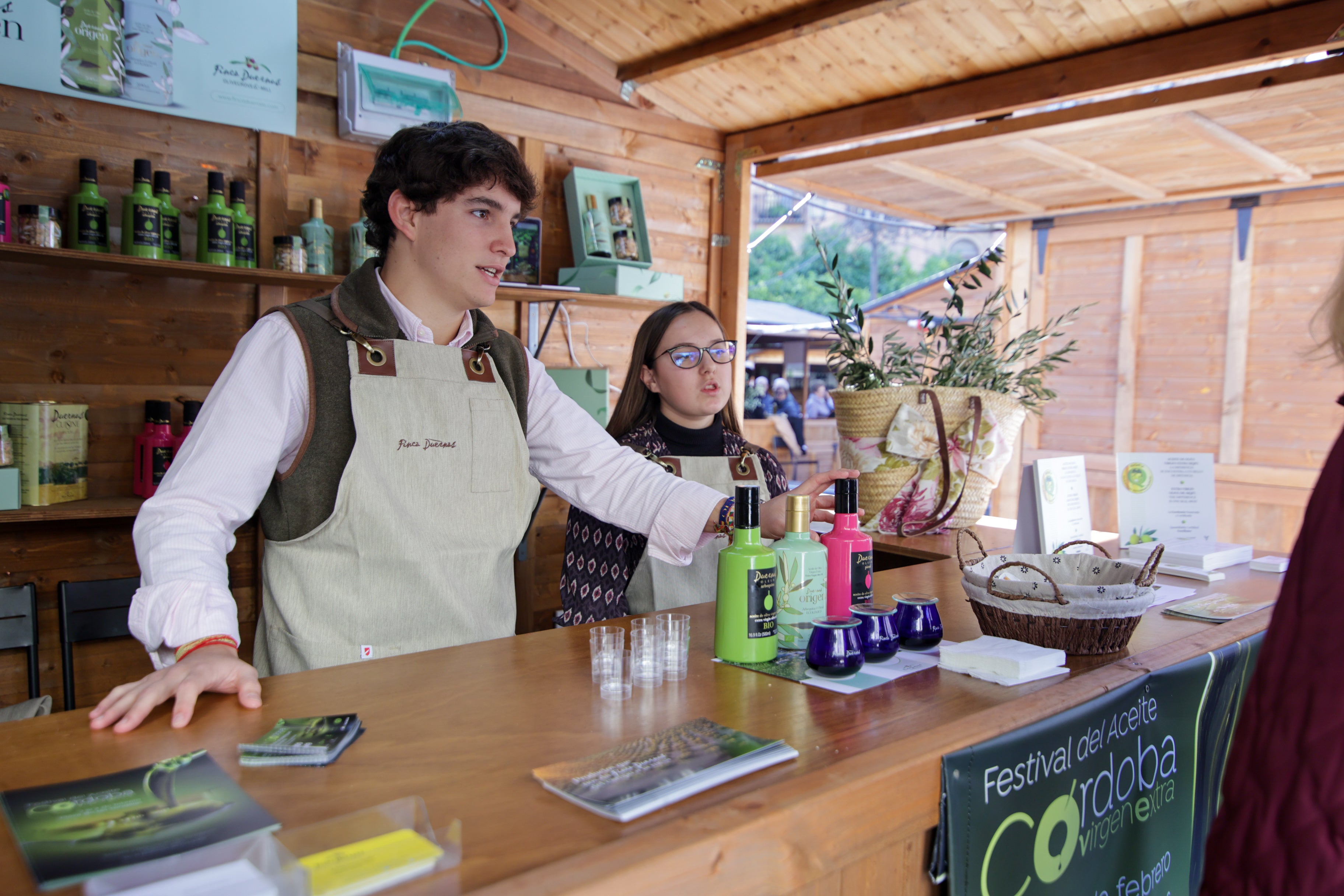 Fotos: El animado ambiente de sábado en el Festival del Aceite Córdoba Virgen Extra