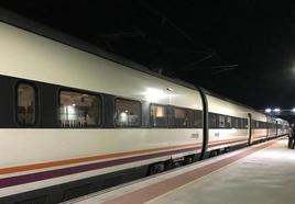 Una avería eléctrica para los trenes durante una hora en buena parte de Castilla y León