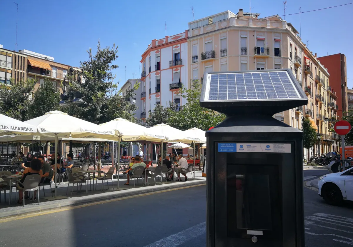 Imagen de archivo de un parquímetro de la ORA en Valencia