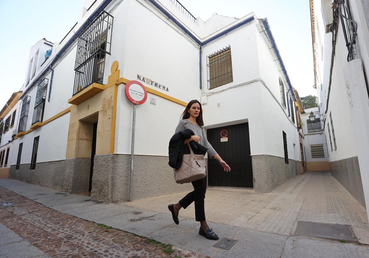 Imagen de la calle Rastrera, la más corta de Córdoba