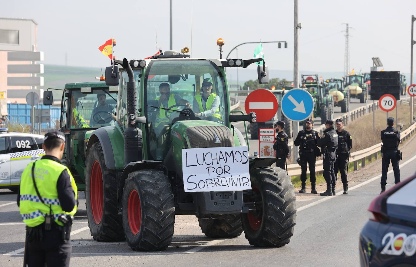 Fotos: la potente tractorada del campo en la ciudad de Córdoba