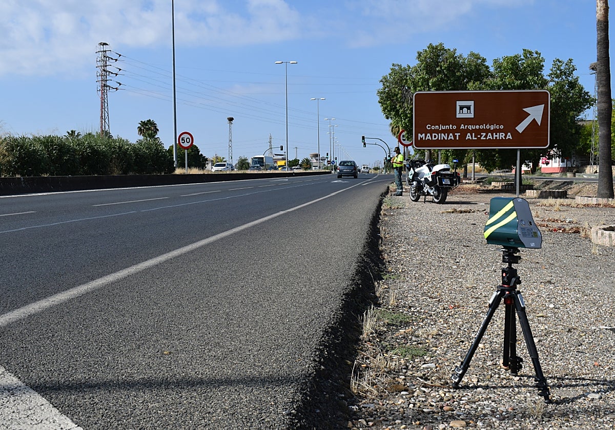Agentes en la A-431 en la que sucedieron los hechos