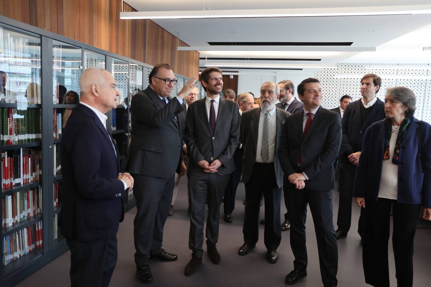 Fotos: la inauguración de la imponente Biblioteca Grupo Cántico de Córdoba