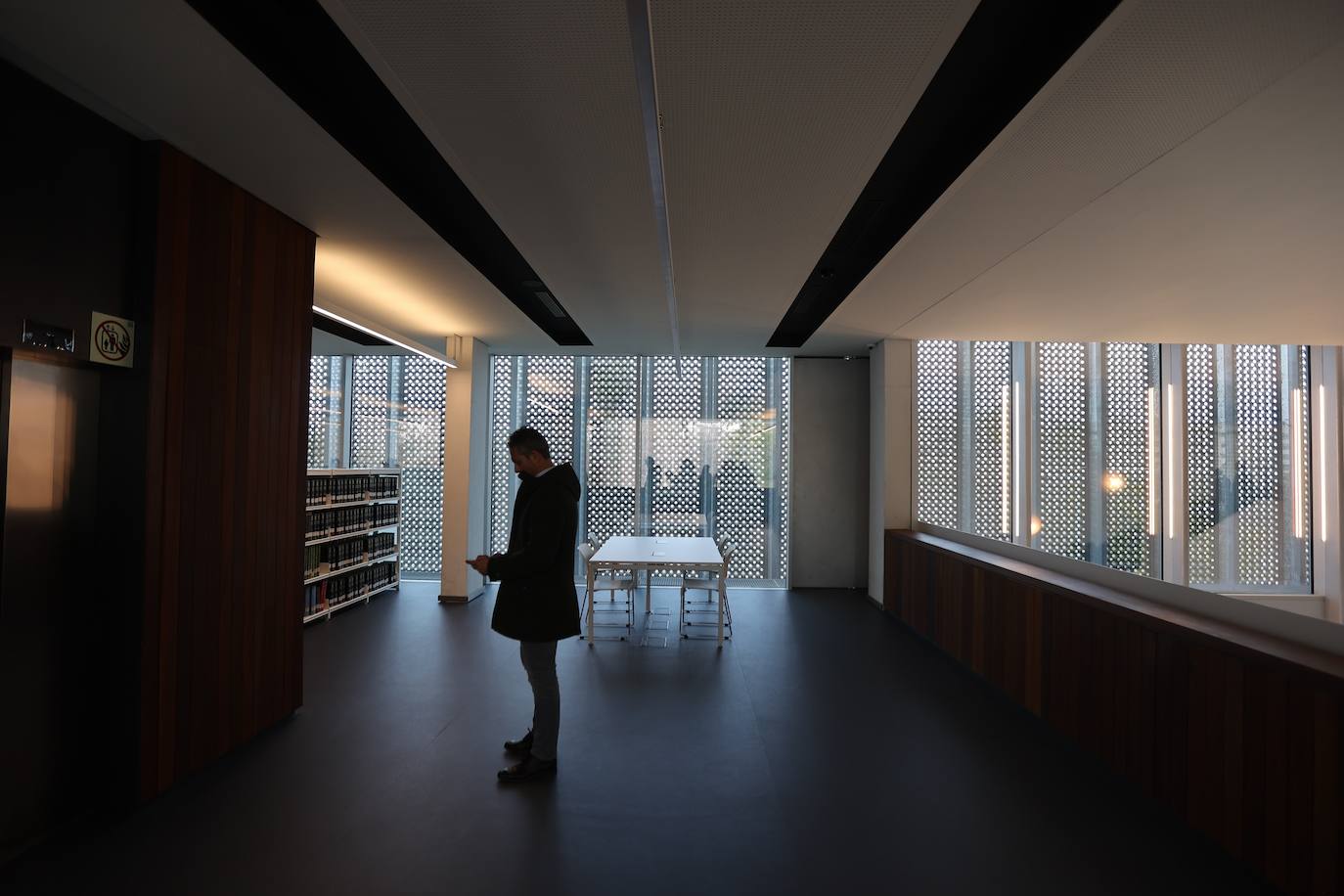 Fotos: la inauguración de la imponente Biblioteca Grupo Cántico de Córdoba