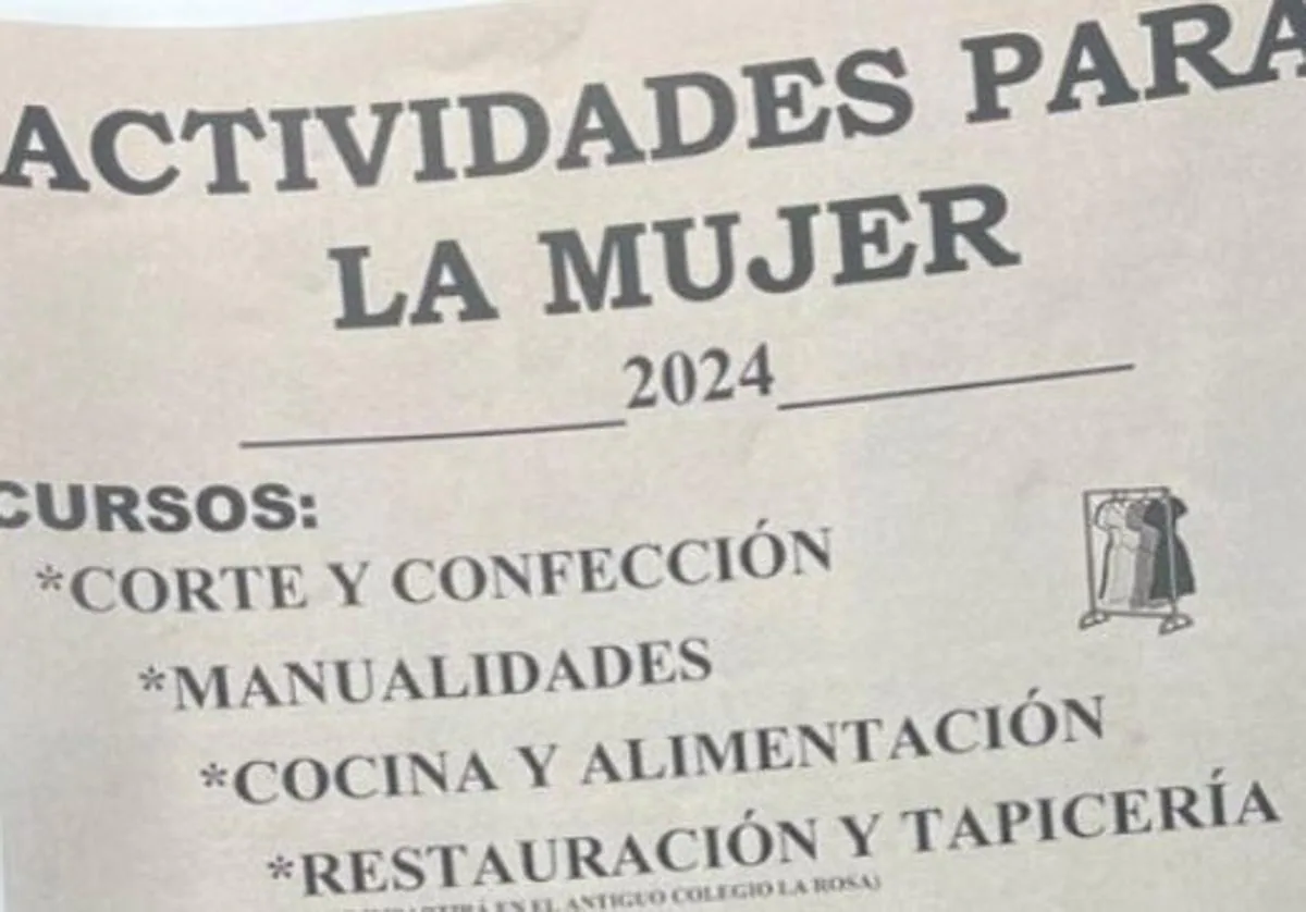 El cartel del Ayuntamiento de Tomelloso y los cursos para mujeres