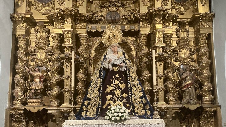 Nuestra Señora del Rosario, dispuesta en la capilla de San José, de la Real Iglesia de San Pablo
