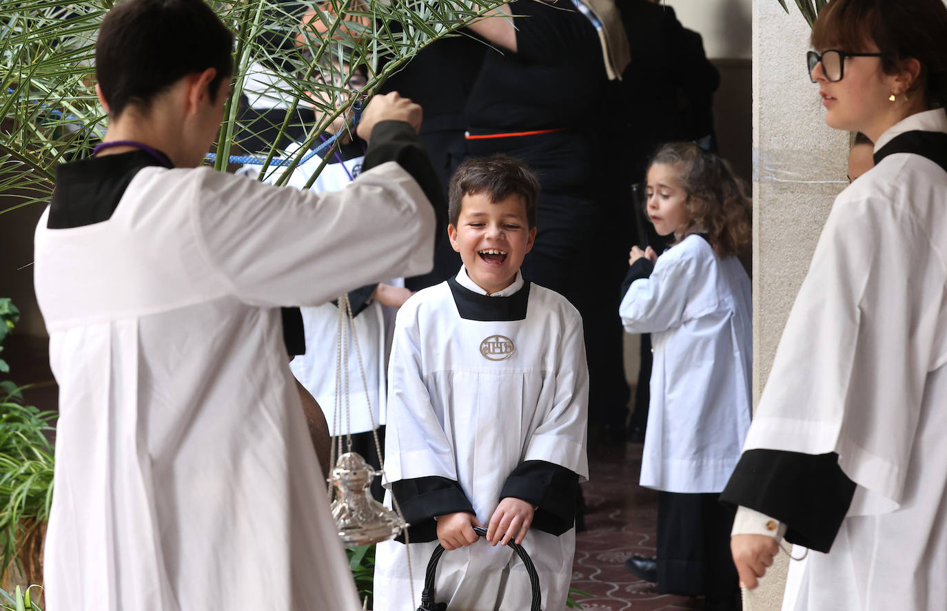 Fotos: La emocionante procesión del Padre Cristóbal en Córdoba