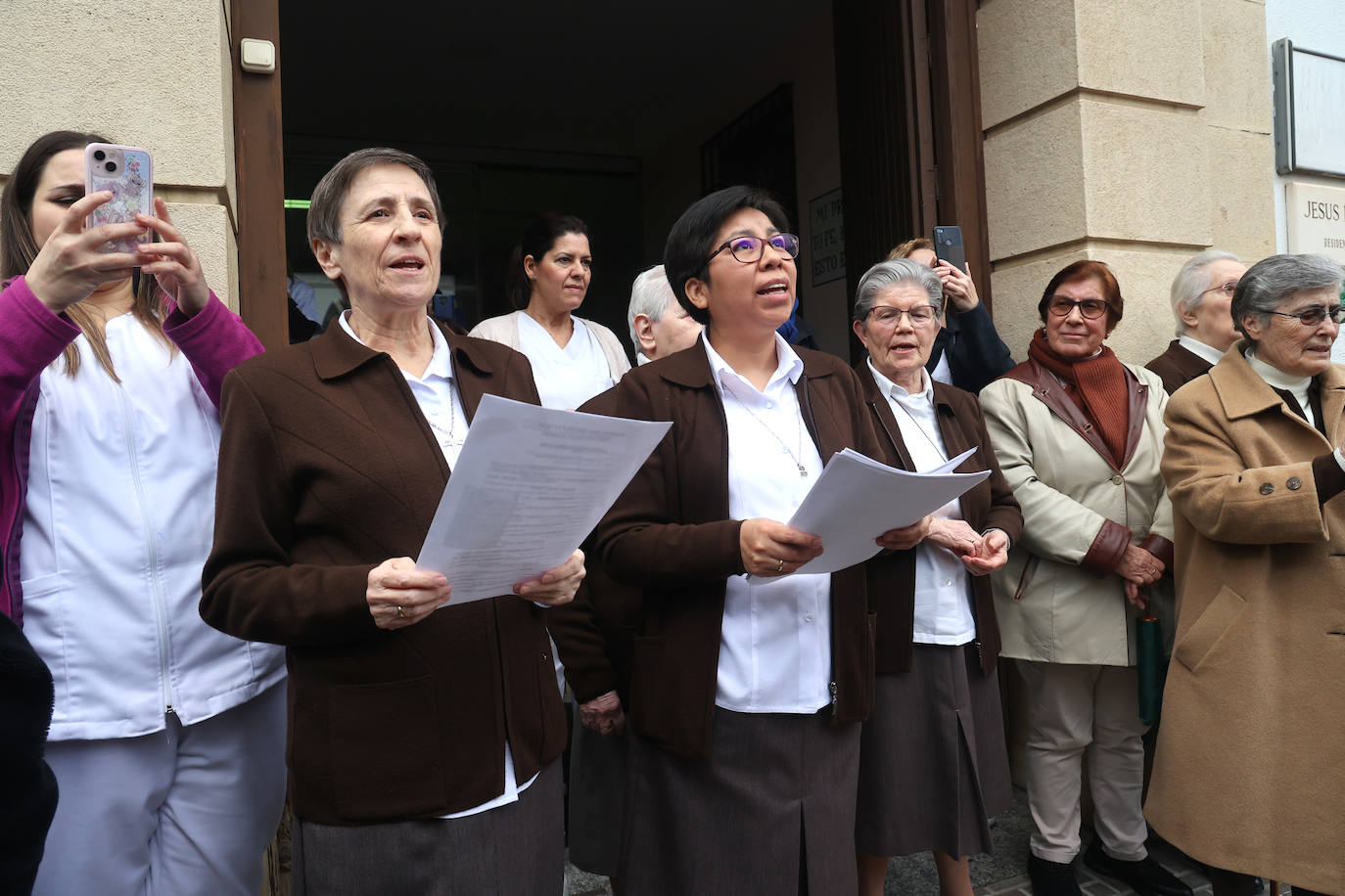 Fotos: La emocionante procesión del Padre Cristóbal en Córdoba