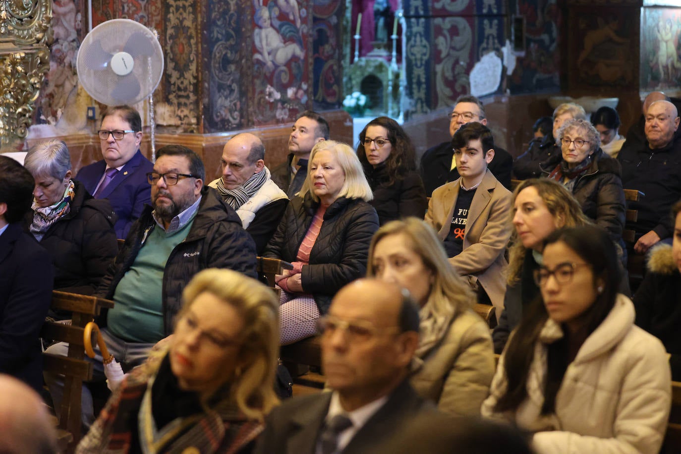 Fotos: El rosario en la exaltación de San Álvaro