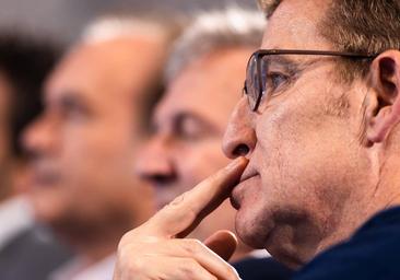 El PP se mete en un charco en plena campaña por los contactos con Junts