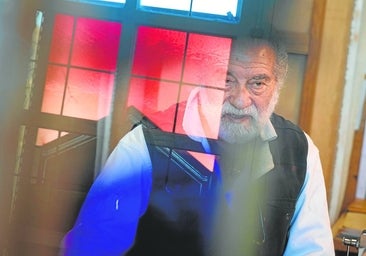 Carlos Muñoz de Pablos: «No pienso retirarme. Este arte forma parte de mi sangre, mi autonomía, mi tacto...»