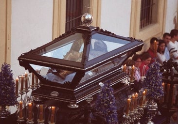 La historia de los cambios de la cofradía del Santo Sepulcro, en 'Pasión en Córdoba'