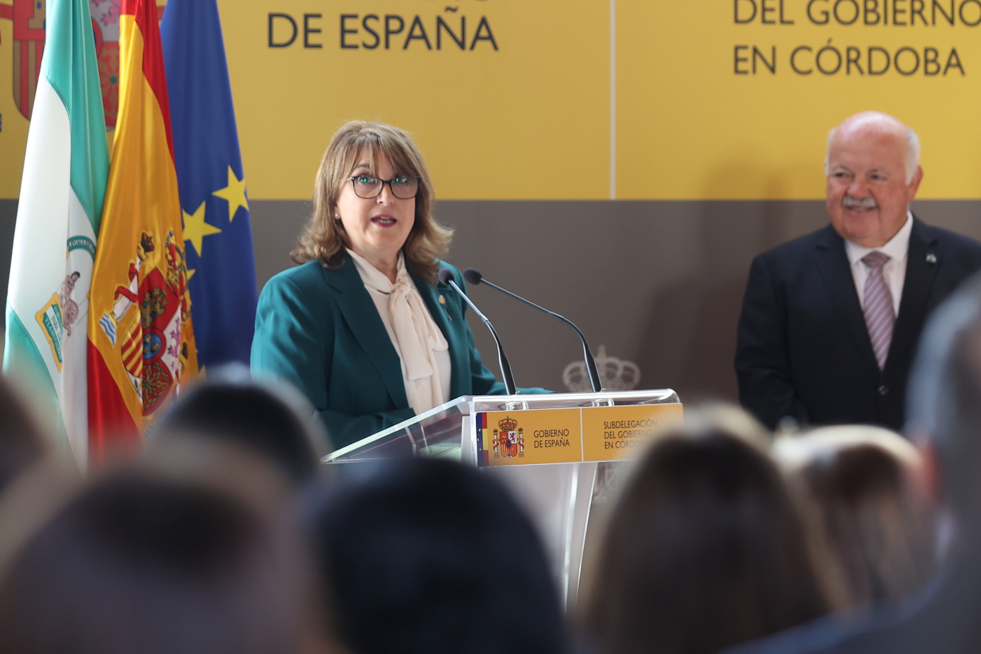 Fotos: la multitudinaria puesta de largo de la subdelegada del Gobierno en Córdoba