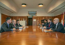 Castilla-La Mancha y Extremadura piden al ministro Puente acelerar al máximo las obras del AVE Madrid-Portugal