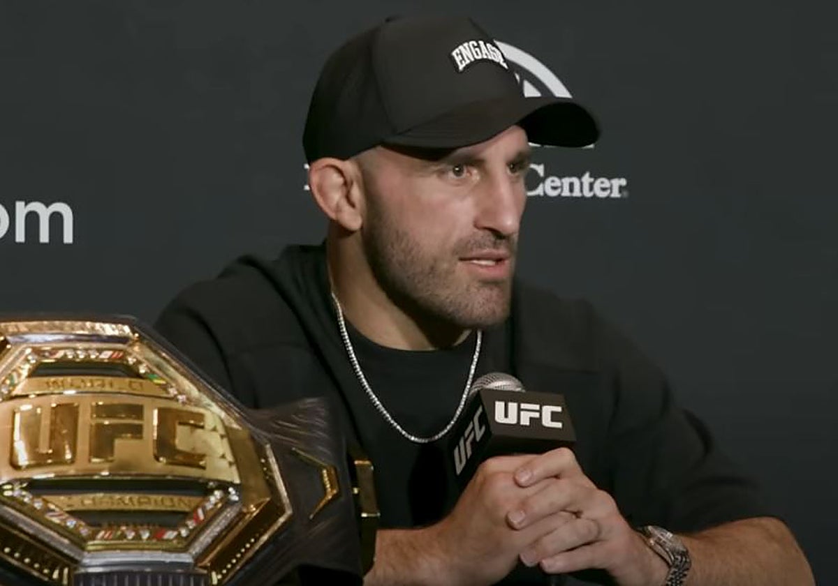 Alexander Volkanovski, durante la rueda de prensa del UFC 298