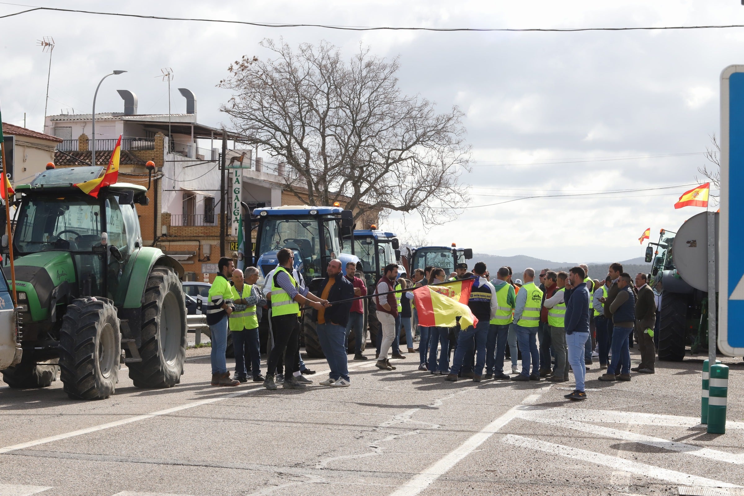 Fotos: las tractoradas colapsan varias carreteras de Córdoba