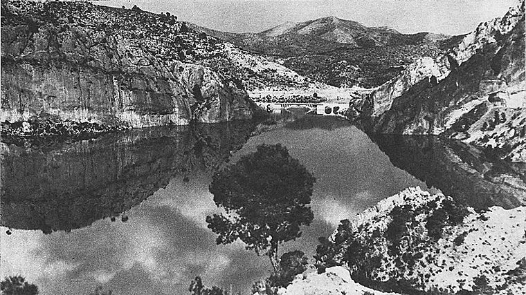 Embalse de la Fuensanta, en Yeste (Albacete), donde en 1936 murieron 19 personas en una revuelta campesina al quedar anegadas sus tierras de cultivo